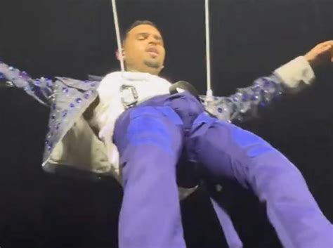 chris brown cock|Chris Brown Goes Viral For His Bulge After Being Twerked On By。